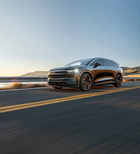 Lucid, SUV, Lucid Drops Massive Purchase Credit And 0% Financing for Gravity SUV This July
