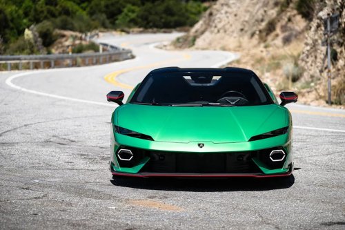 Lamborghini, Tested: The Lamborghini Temerario Shows Up Its Big Brother