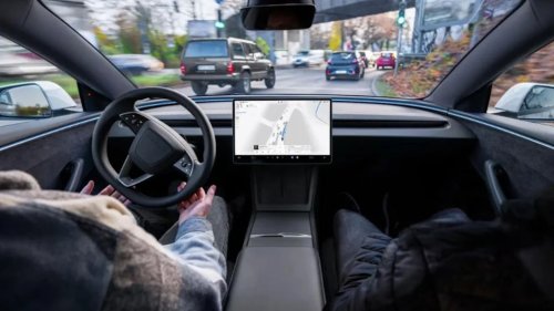 A Tesla Drove Straight Into a Wall of Smoke on a Dark Highway. What Happened Next Ignited a Furious Online Debate