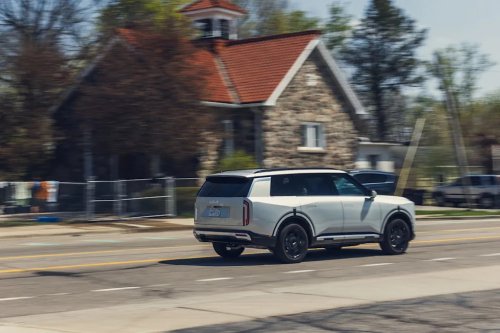View Photos of the 2027 Kia Telluride SX Prestige Hybrid AWD