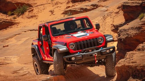 Ford, Ford Bronco, Jeep, Jeep Wrangler, Ford Bronco Finally Has Jeep Wrangler in the Rearview Mirror