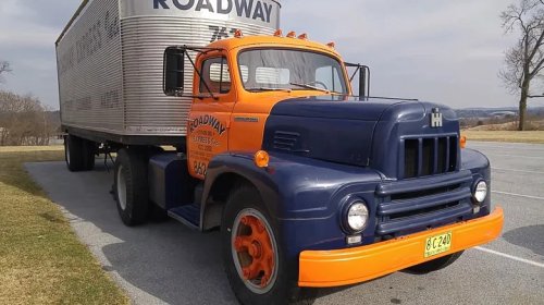 These 1950s Semi Trucks Had More Personality Than Today's Big Rigs