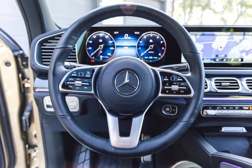 Mercedes, Maybach, 2023 Mercedes-Maybach GLS600 for Sale With 9,000 Miles