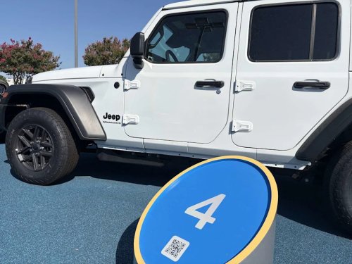 Carvana is rethinking the auto dealership with a new site in Dallas without salespeople