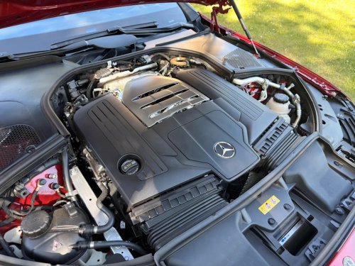 How Mercedes Made a Flat-Plane Crank V-8 Luxurious For the New S-Class