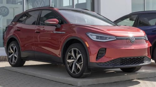 5 EVs That Depreciate More Than 50% In Just 5 Years