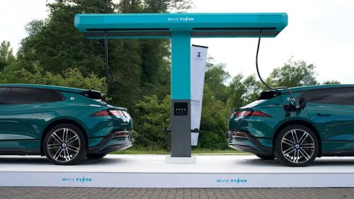 Chinese EV maker Geely promises a 4-minute EV charge with its ridiculous new 2.2MW charger — looks like BYD has competition when it comes to speed