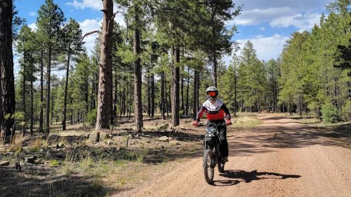 The Segway Xaber 300 Might Be The Best Beginner Dirt Bike. Here's How I Taught My Girlfriend How to Ride