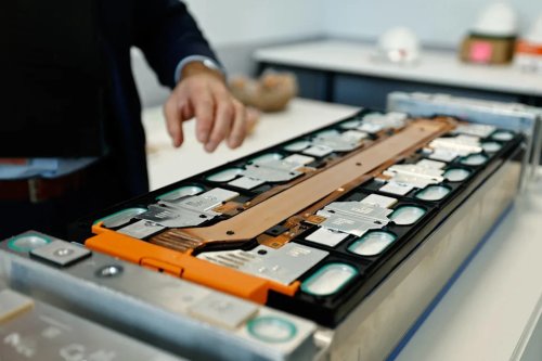 China's Rapid EV Development Linked to Battery 'Batch Failures'