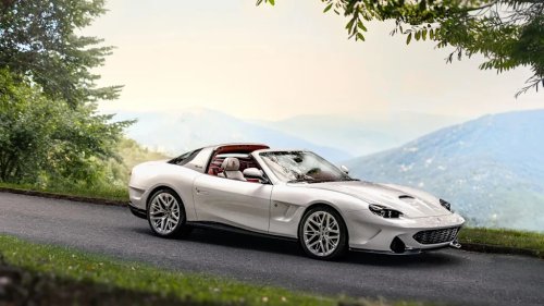 View Photos of the Touring Superleggera Veloce12 Aperta