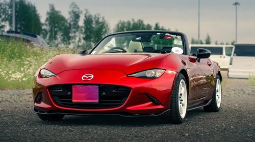5 Overrated Sports Cars Drivers Say Aren't Worth The Hype