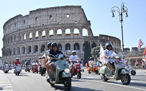 Viva Vespa: the scooter that charmed the world turns 80