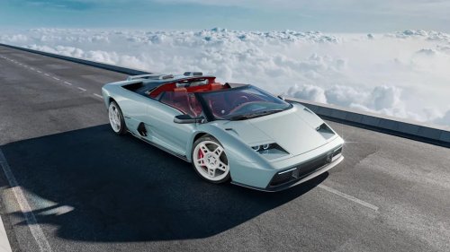 Eccentrica Reveals a Carbon-Fiber Lamborghini Diablo Roadster With a Gated Manual