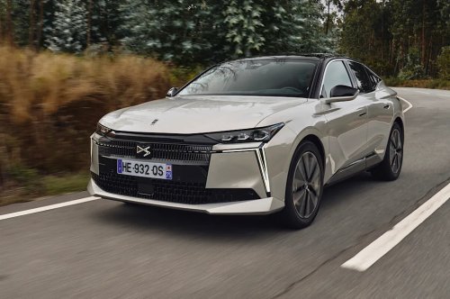 DS No4 E-Tense