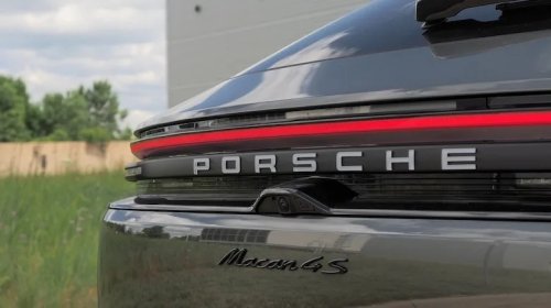 2026 Porsche Macan Electric Review: Neither Cheap Nor Flawless, But That Doesn't Matter