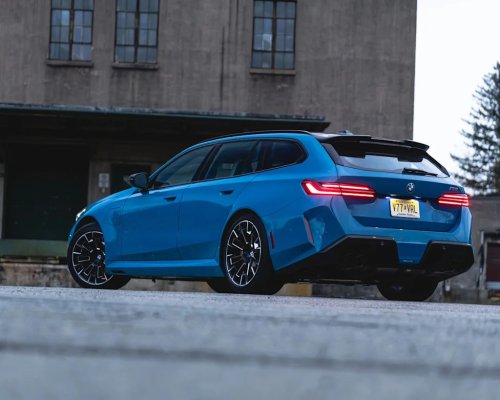 The World’s Biggest Purveyor of Wagons Isn’t Giving Up on America