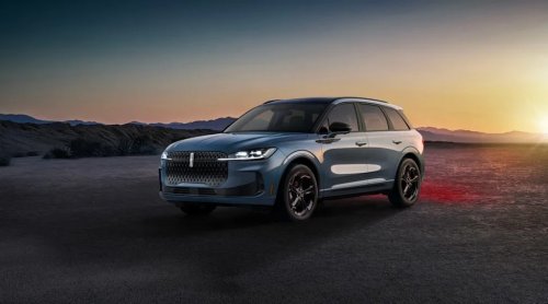 View Exterior Photos of the 2027 Lincoln Corsair Hybrid