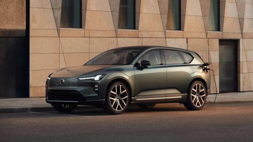 Forget Range Anxiety. EV Drivers Are Apparently Facing 'Hot Dog Anxiety’