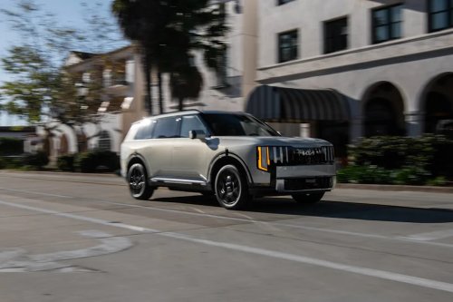 I'm Rarely Surprised by Redesigns of Already Great Vehicles. The 2027 Kia Telluride Blew Me Away