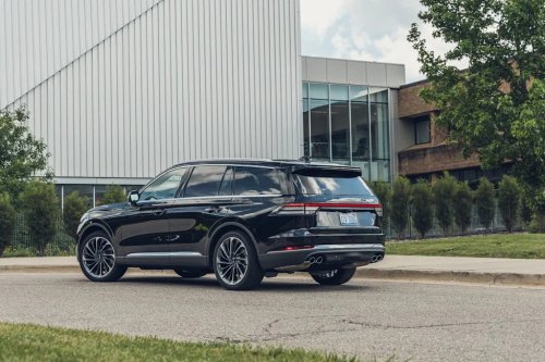 A Closer Look at the 2026 Lincoln Aviator Reserve Exterior (Photo Gallery)