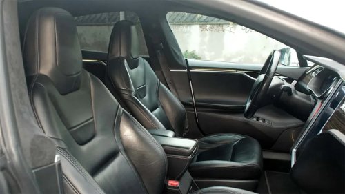 I Thought This 11-Year-Old Tesla Model S Would Feel Ancient. It Didn’t