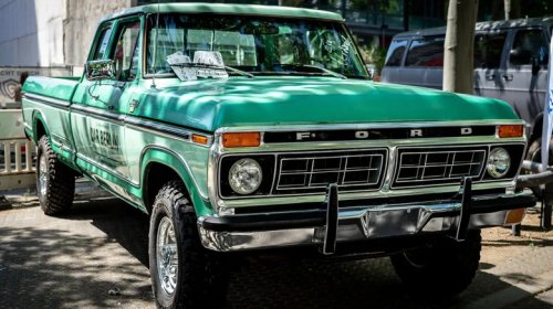 Ford, What Are Dentside Ford Trucks And How Are They Different From Bumpsides?