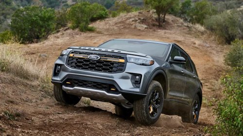 Toyota, Toyota RAV4, Toyota Crown, The Toyota RAV4 is finally vulnerable, and these 5 SUVs are after its crown