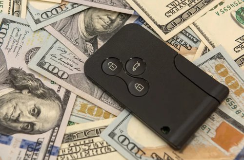 Battery, EV owner saw insurance rise from $1,180 to $1,690, and drivers say battery age isn't why