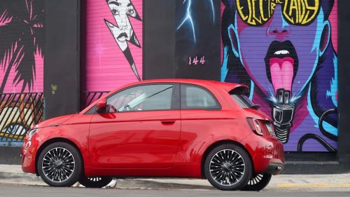 Fiat, What's It Like To Live With A (Mostly) Free Fiat 500e For Two Years? These YouTubers Found Out