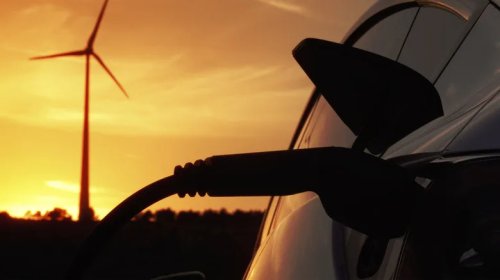 Here's What Jalopnik Readers Are Doing To Budget For High Fuel Prices