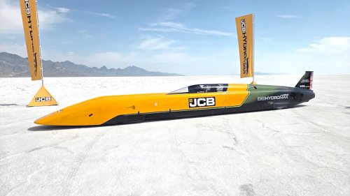 I just saw a hydrogen-powered car set a world record at 400 mph — but can they compete with EVs?