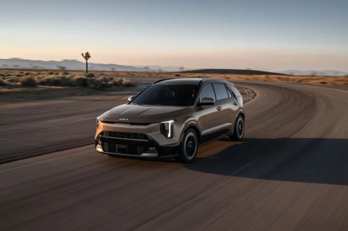 Kia, Kia Niro, View Exterior Photos of the 2027 Kia Niro Hybrid