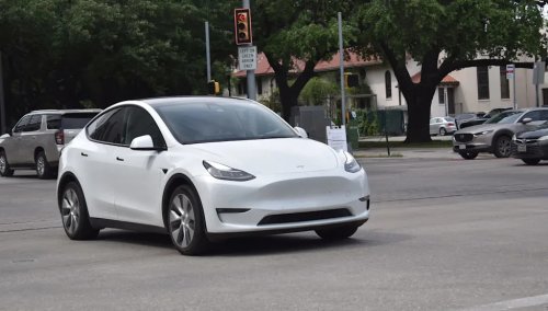 Tesla owner says 100,000-mile Model Y needed a new battery, and warranty covered it