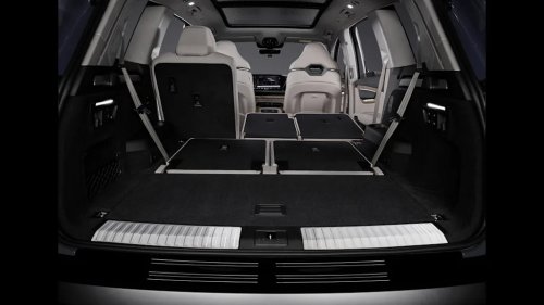 Audi’s New 2027 Q7 Gets the Engine and Interior It Deserves