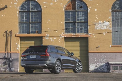 Volvo, Could Station Wagons Make a Return? Volvo's CEO Thinks They'll Be Back Within 10 Years