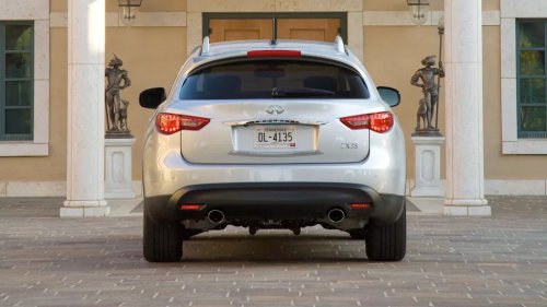 Everyone Talked About the BMW X6, But the Infiniti FX35 Deserved More Credit
