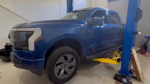 Battery, Ford, Ford F-150, He Replaced The Battery In A Ford F-150 Lightning. Here's How Hard It Was