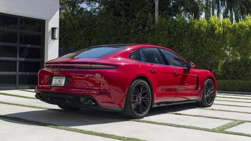 Tested: The 2026 Porsche Panamera GTS Still Has a Point