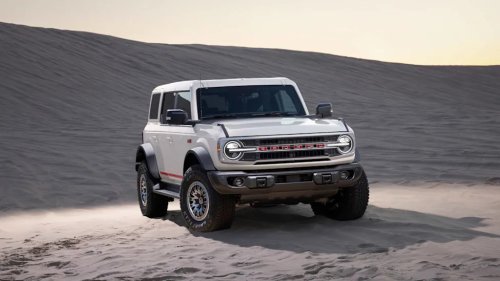 Jeep, Jeep Wrangler, Ford, Ford Bronco, Land Rover, Rover, Jeep Wrangler Vs. Ford Bronco Vs. Land Rover Defender: Which One Has The Best Resale Value? There's One Clear Winner