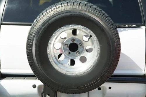 13 Popular Car Features You’ll Probably Never See Again
