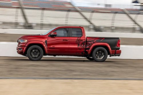 Ram Trucks, RAM, Ram Reveals Pricing for the Rumble Bee Street Trucks, and the 395-HP Version Looks Like a Sweet Deal