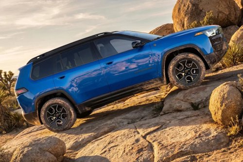 Jeep, Jeep Cherokee, Ford, Subaru, Jeep’s Most Capable Cherokee Returns to Put Ford and Subaru on Notice
