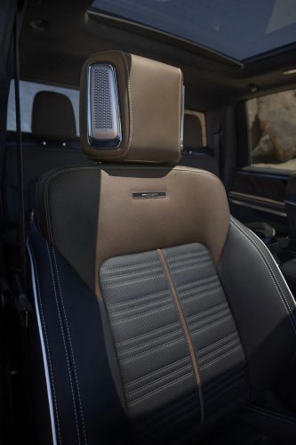 View Interior Photos of the 2027 GMC Sierra 1500