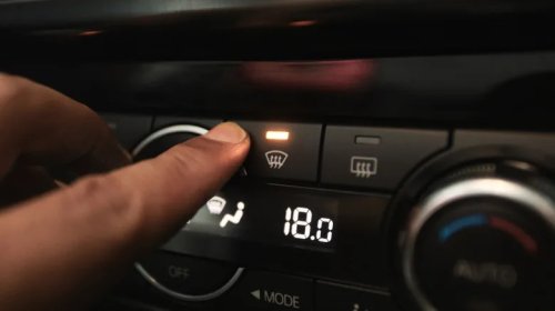 Why You Might Need A Mechanic If Your Windshield Is Always Foggy