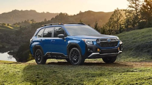Snoozers Sell: Here Are 5 Boring Cars That Crush Competitors