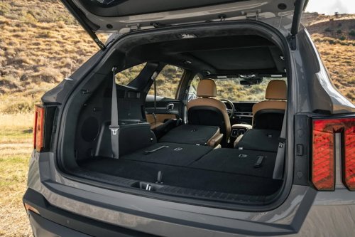 Mazda, Mazda CX-90, Kia, Kia Sorento, Mazda CX-90 Vs. Kia Sorento: Which One Has More Cargo Space?