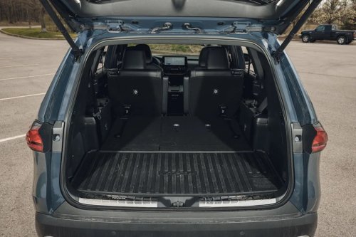 View Photos of the 2026 Toyota Grand Highlander Platinum Hybrid Max