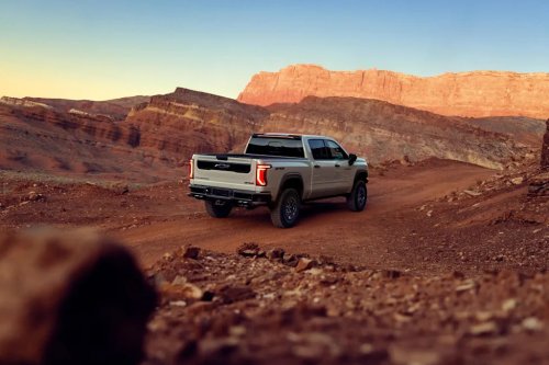 Big, Bad Chevy Silverado ZR2 Off-Roader Has 60 Inches of Screens… For Some Reason