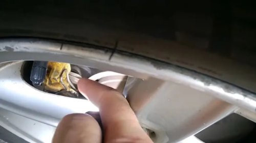 How To Check Your Brake Pads Without Removing The Wheel