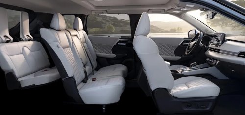 Mitsubishi, Mitsubishi Outlander, 2026 Mitsubishi Outlander ES: The Least Expensive 3-Row SUV. Is It Worth It?